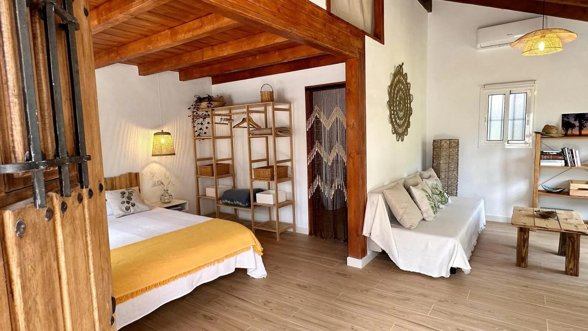 Maravillosa Casa Rural Alegria مالقة 0*,